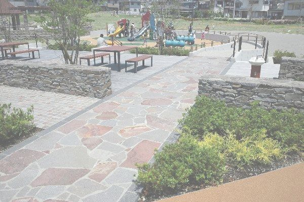 アルゼンチン斑岩_友愛パーク_湘南ロックガーデン