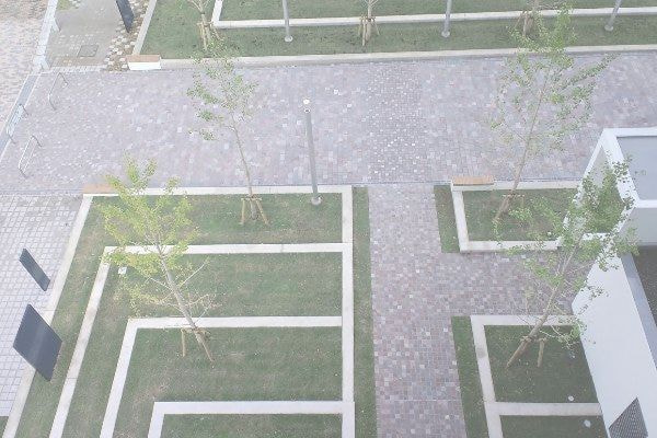 アルゼンチン斑岩_赤羽台団地_湘南ロックガーデン