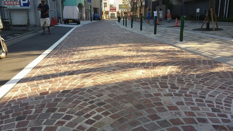 茅ヶ崎駅前商店街_湘南ロックガーデン