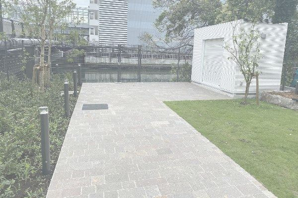 アルゼンチン斑岩_新島橋_湘南ロックガーデン