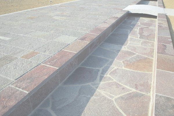 アルゼンチン斑岩_東京霊園_湘南ロックガーデン