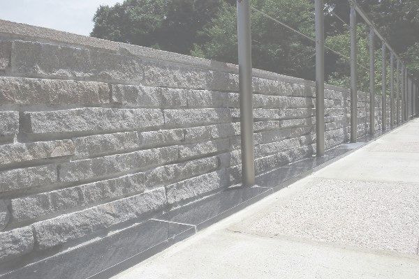 アルゼンチン斑岩_東京霊園_湘南ロックガーデン