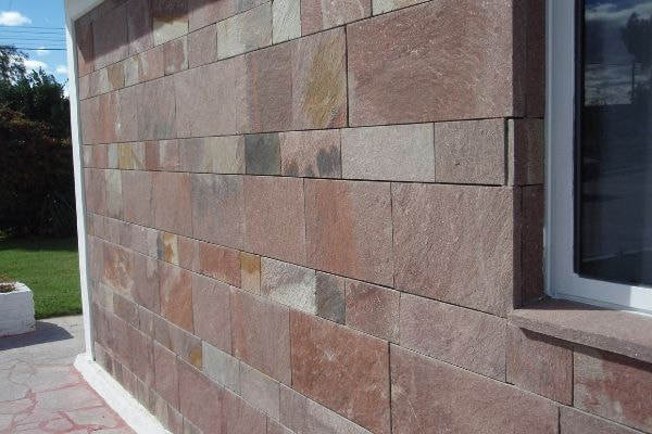 アルゼンチン斑岩_壁_湘南ロックガーデン