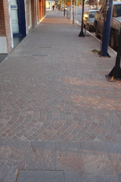 アルゼンチン斑岩_床_湘南ロックガーデン