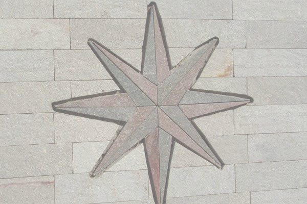 アルゼンチン斑岩_壁_湘南ロックガーデン