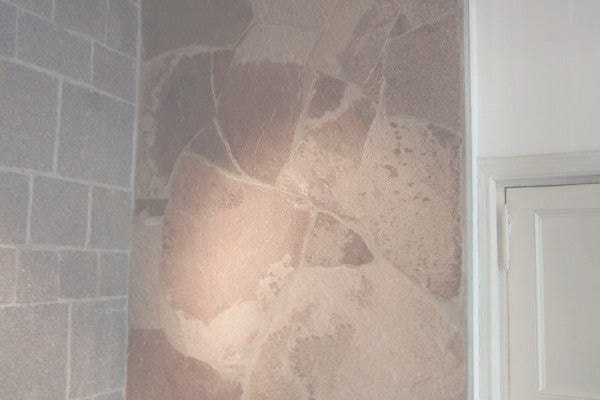 アルゼンチン斑岩_壁_湘南ロックガーデン