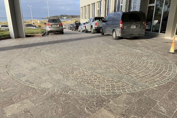 アルゼンチン斑岩_床_湘南ロックガーデン