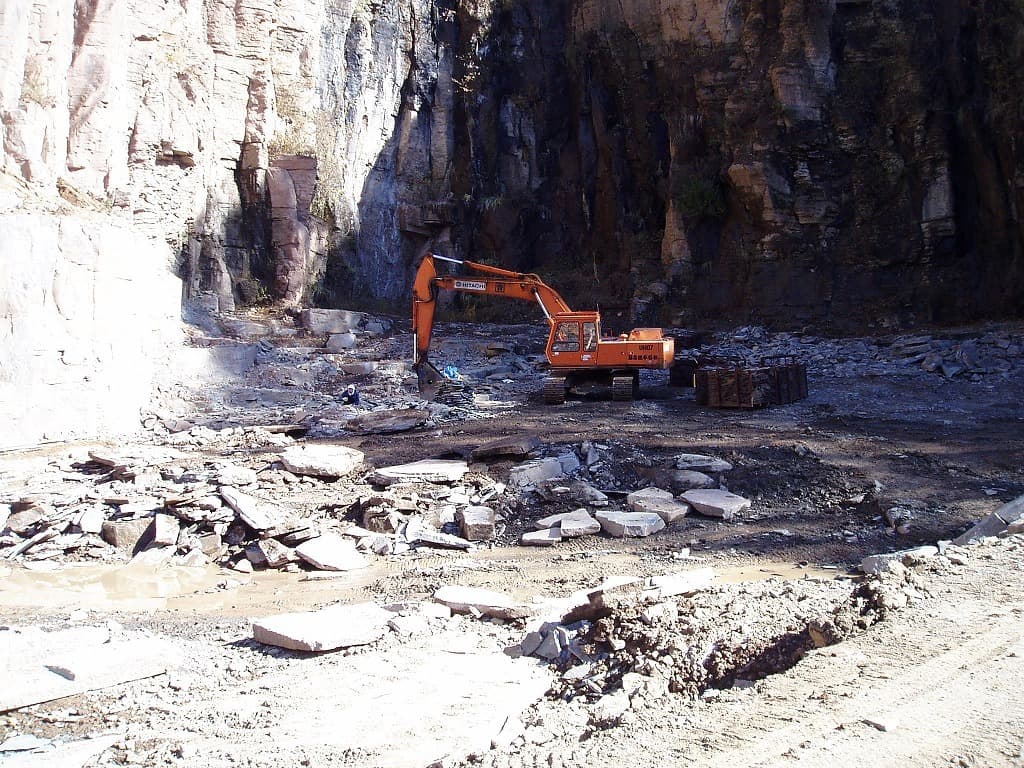 諏訪鉄平石_湘南ロックガーデン