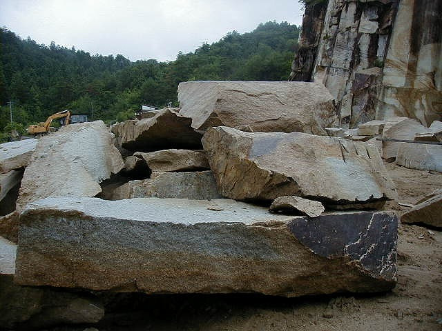 蛭川御影石_湘南ロックガーデン