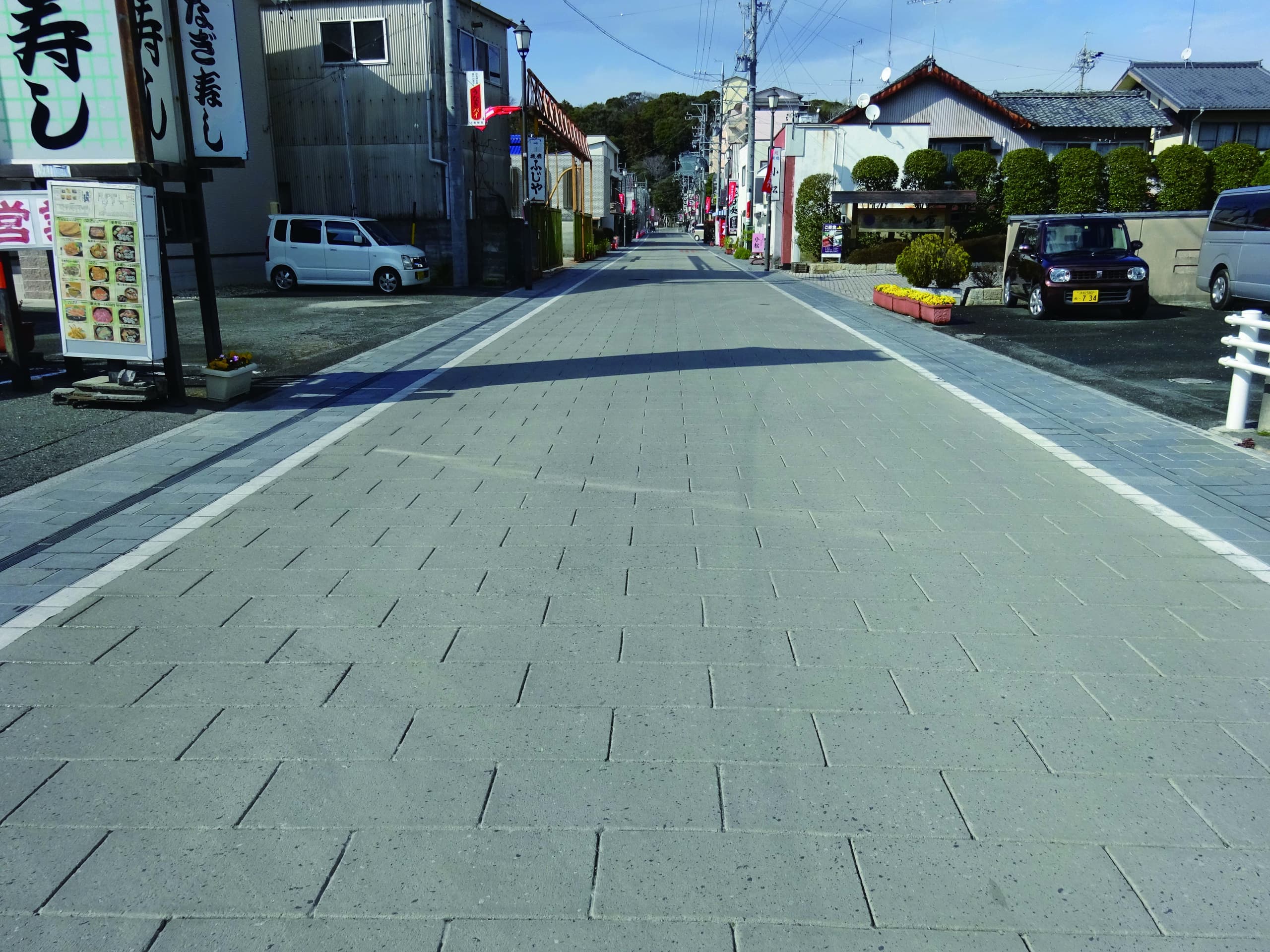 アースタンプ 型押しアスファルト工法による施工事例_車道3