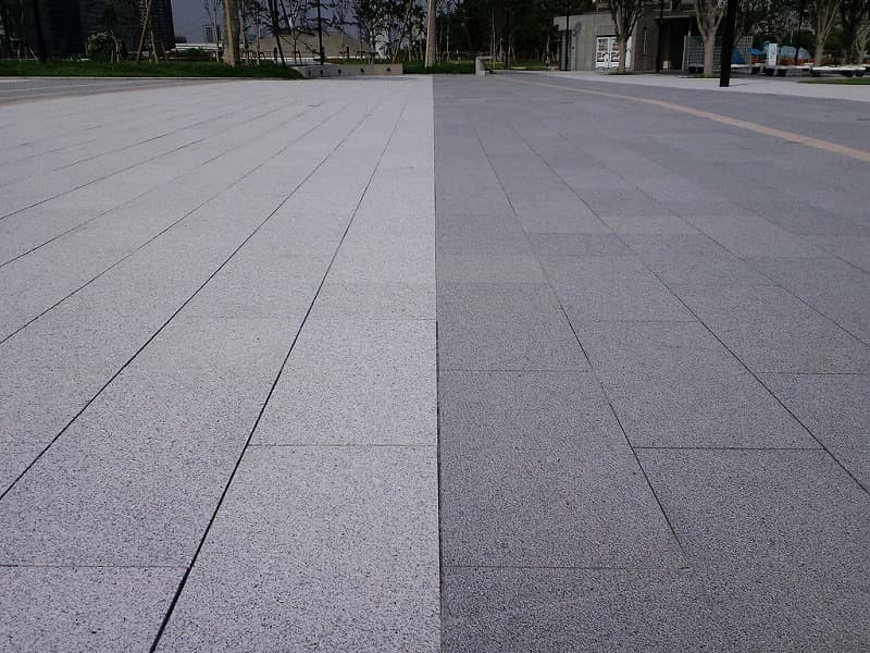 白御影石とグレー御影石_アースロック