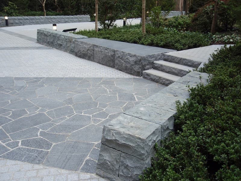 チャコールカラー_アースロック