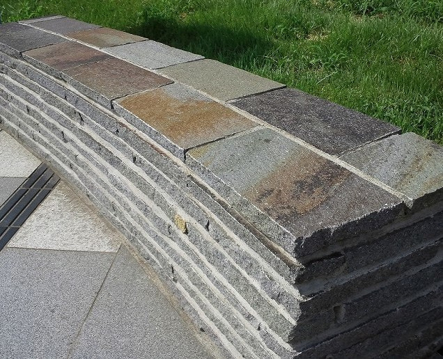 諏訪鉄平石_湘南ロックガーデン