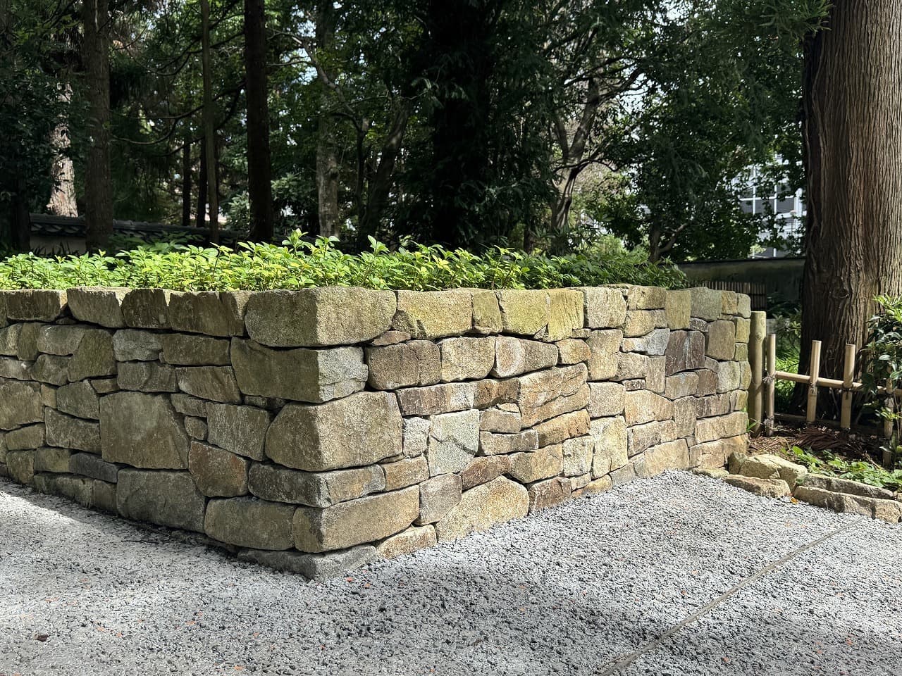 相木石_湘南ロックガーデン