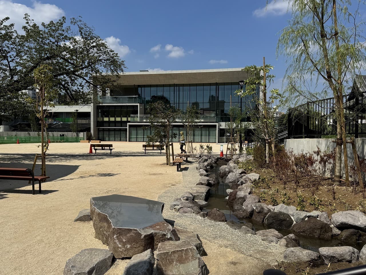 ふらっとすぎはち_湘南ロックガーデン