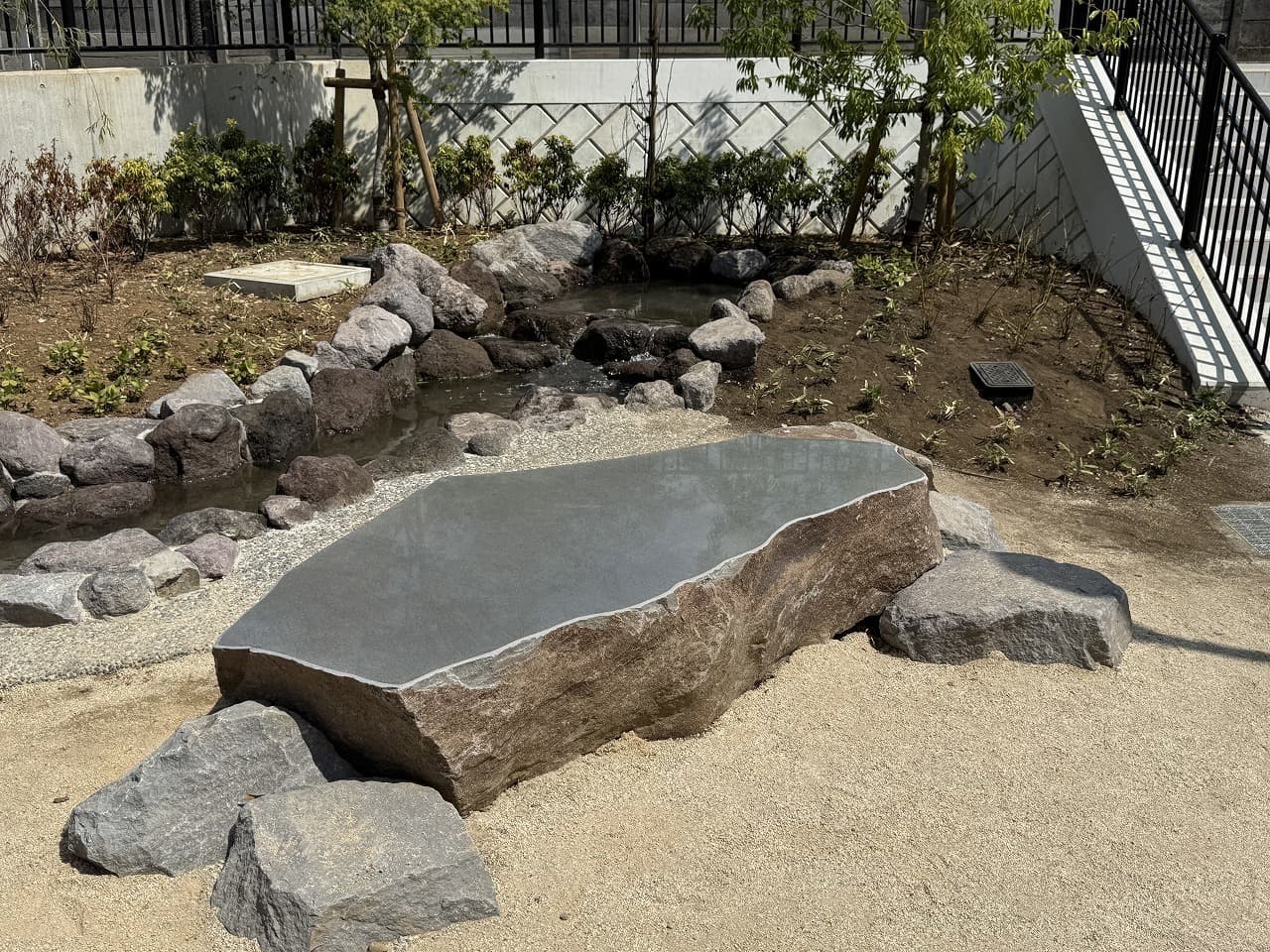 ふらっとすぎはち_湘南ロックガーデン