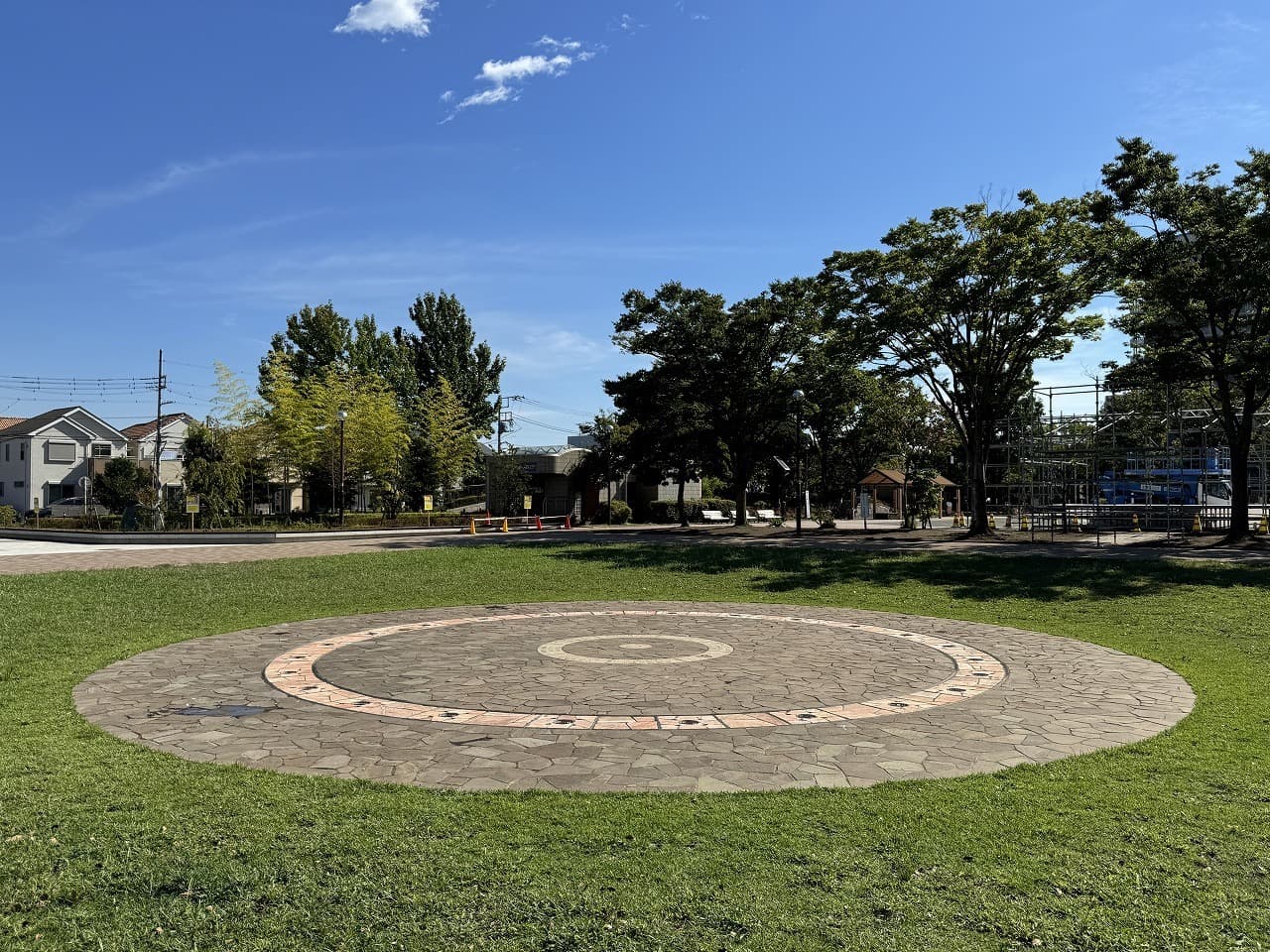 厚木中央公園_湘南ロックガーデン