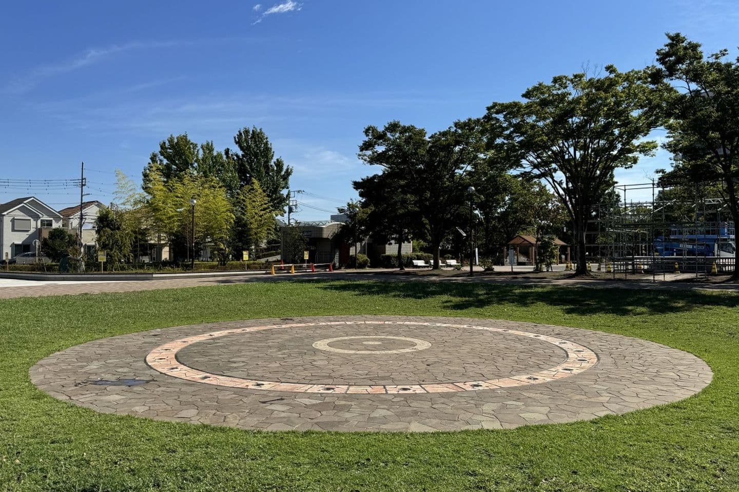 厚木中央公園_湘南ロックガーデン